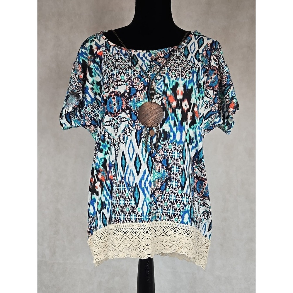 French Laundry Womens Size Large Geometric Print Short Sleeve Shirt Necklace NWT